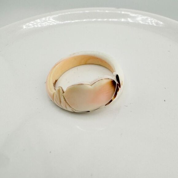 Vintage Heart Shell Ring Beachy Chic Retro Glam Vacation Unique Gift Ocean - Picture 6 of 11